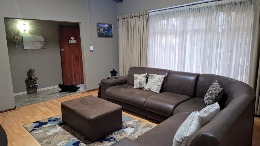 4 Bedroom Property for Sale in Vaalpark Free State